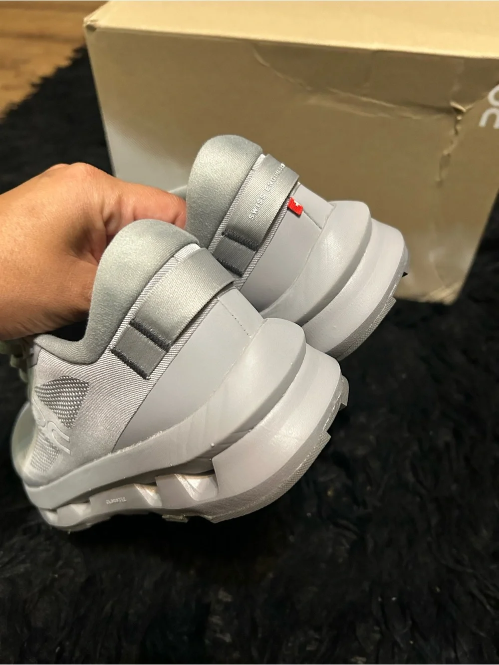 ON CLOUDZONE alloy rock athletic training running shoes sneakers women’s 9 new